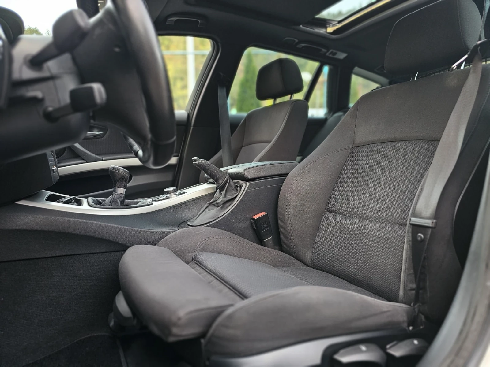 BMW 320 Navi/Panorama/Keyless | Mobile.bg   10