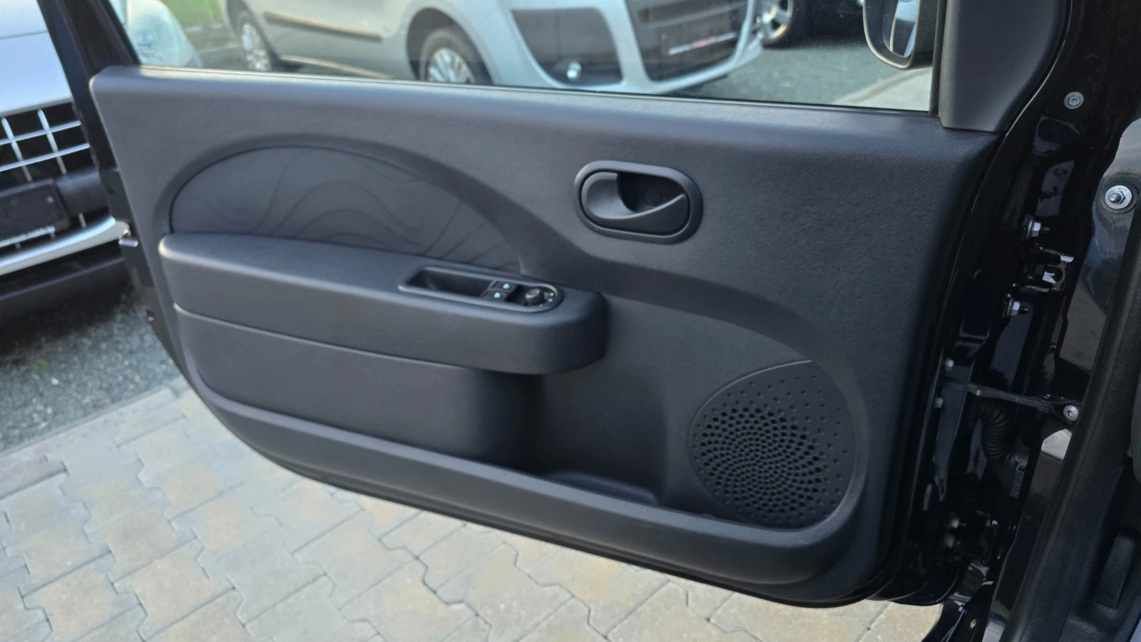 Renault Twingo 1.2* * 2013 | Mobile.bg   13