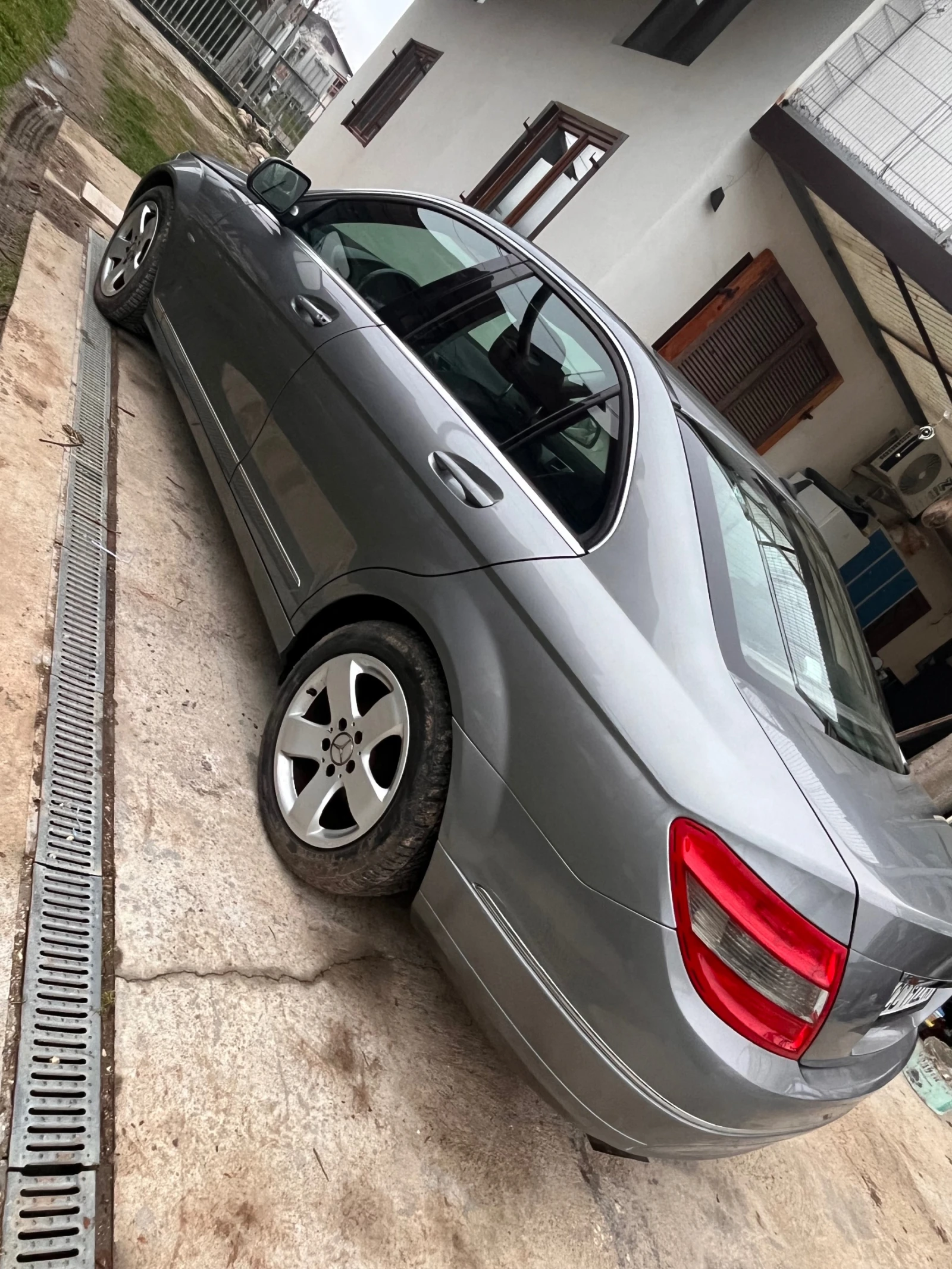 Mercedes-Benz C 180 | Mobile.bg � ����������� 4