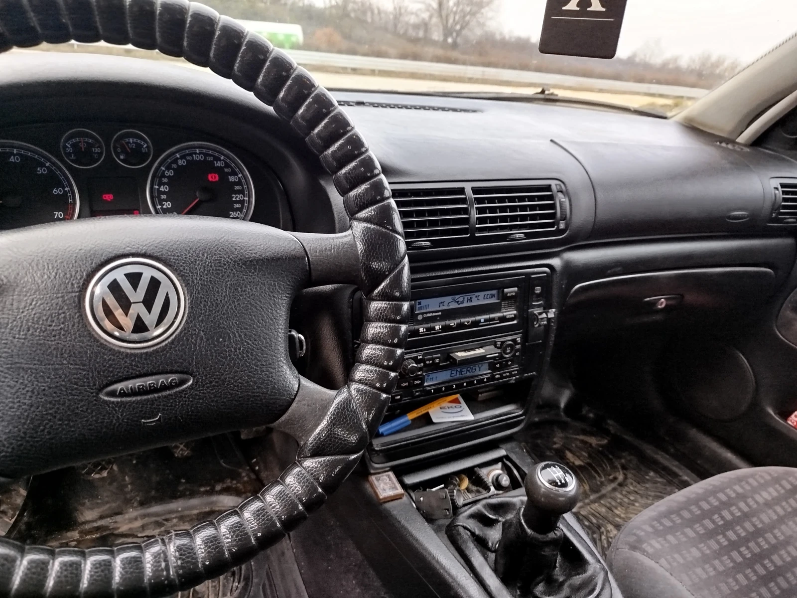 VW Passat  - изображение 7