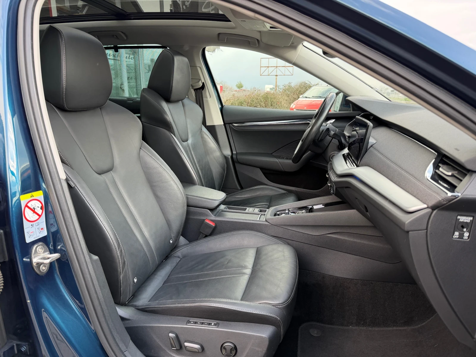 Skoda Octavia 2.0TDI#DISTR#PANORAMA#CAMERA#MATRIX#KEYLESS#FULL | Mobile.bg � ����������� 13