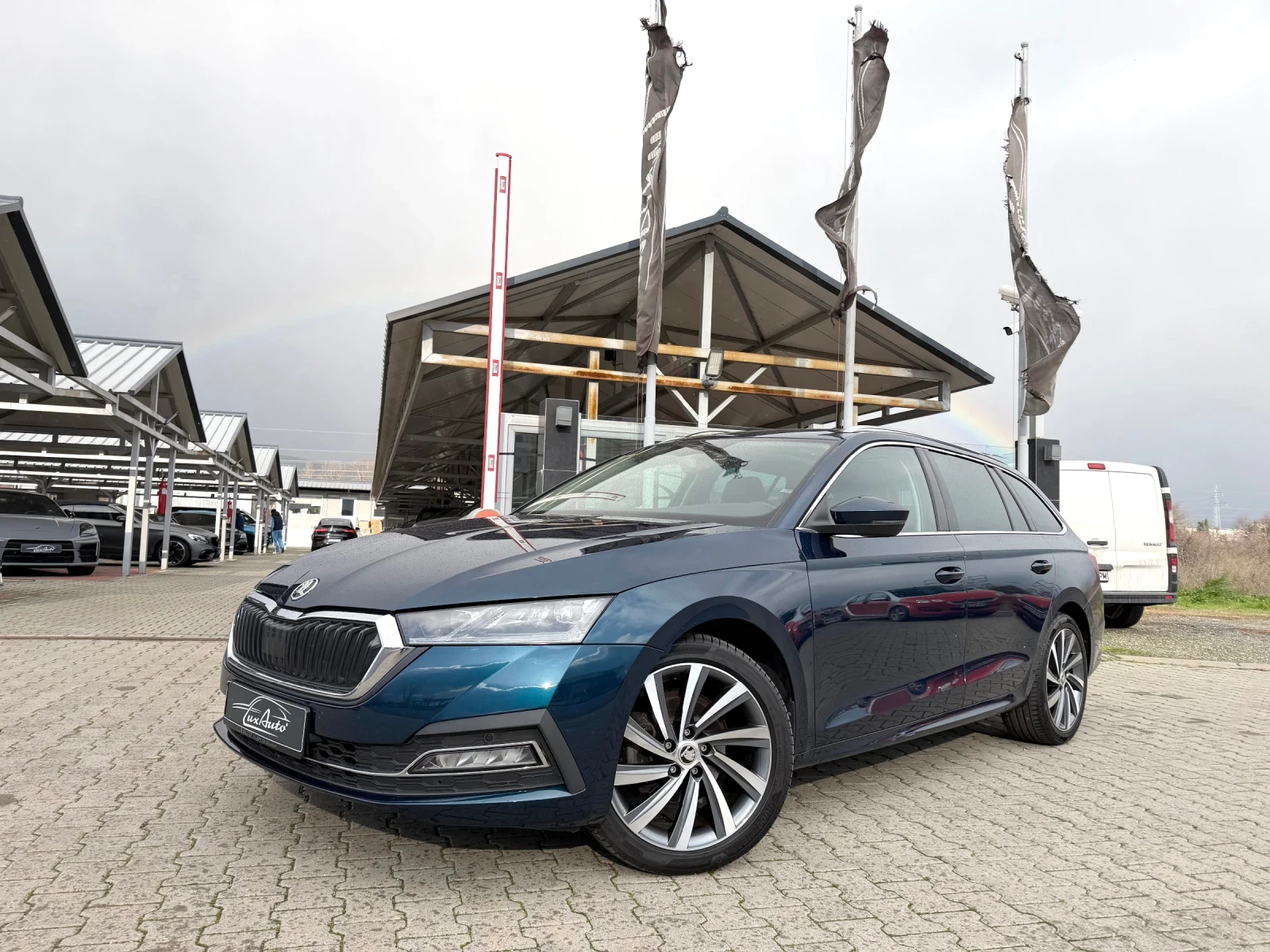 Skoda Octavia 2.0TDI#DISTR#PANORAMA#CAMERA#MATRIX#KEYLESS#FULL | Mobile.bg � ����������� 2