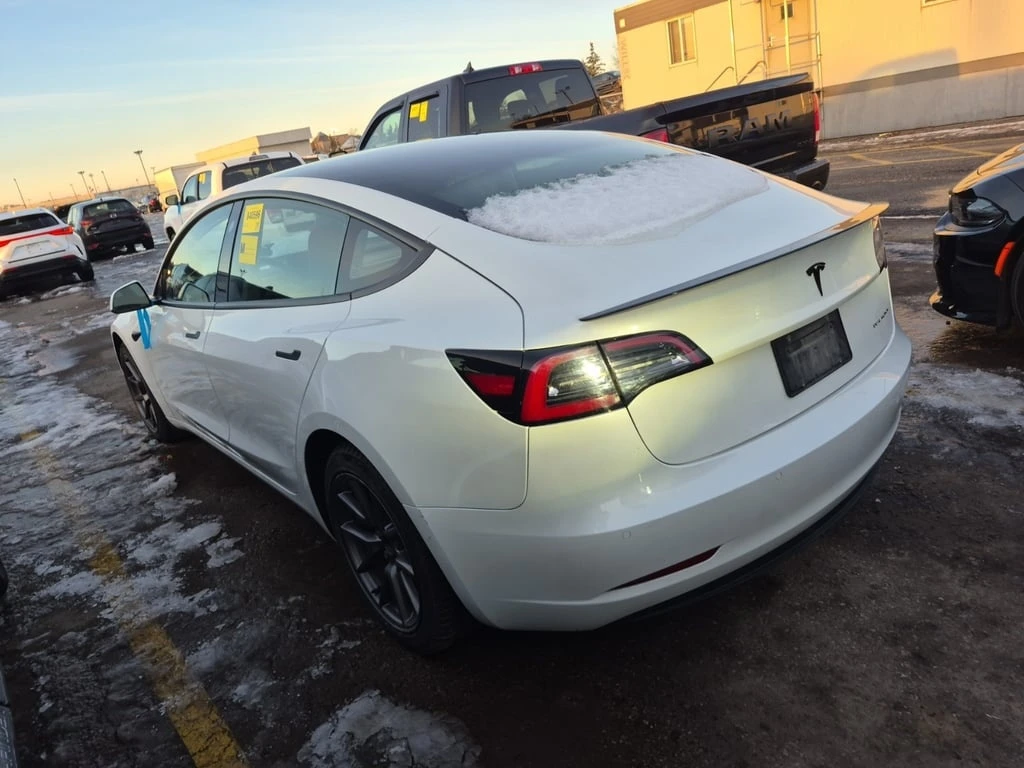 Tesla Model 3 * LONG RANGE * CARFAX * БЕЗ ПЪРВОНАЧАЛНА ВНОСКА - изображение 4