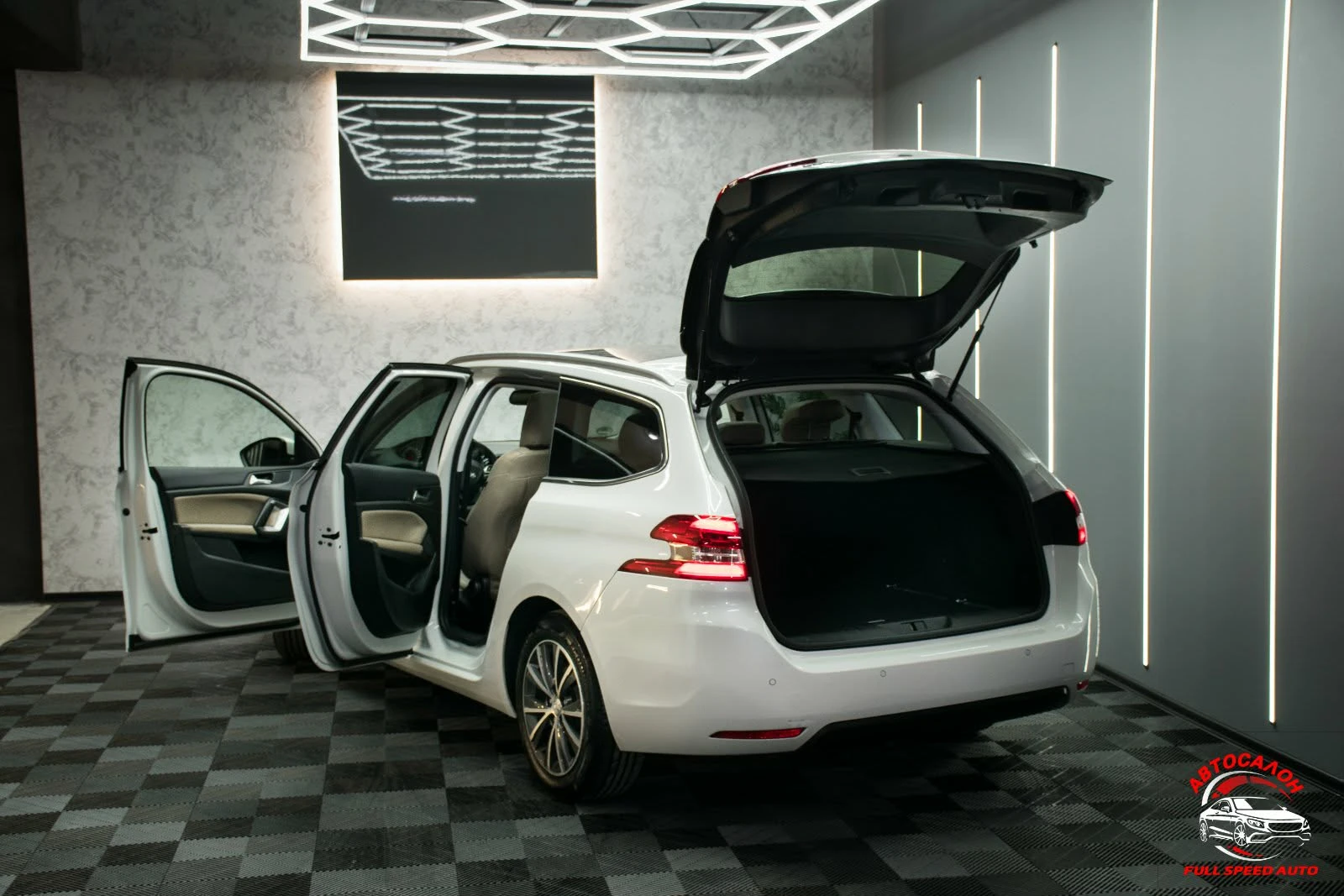 Peugeot 308 1.6HDI, Blue - изображение 5