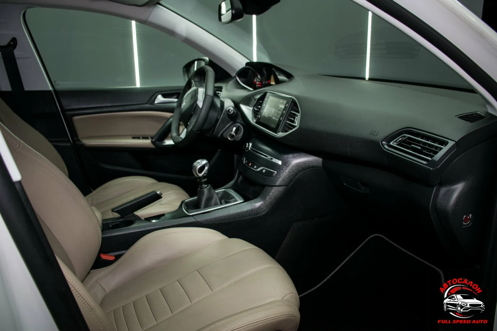 Peugeot 308 1.6HDI, Blue - изображение 6