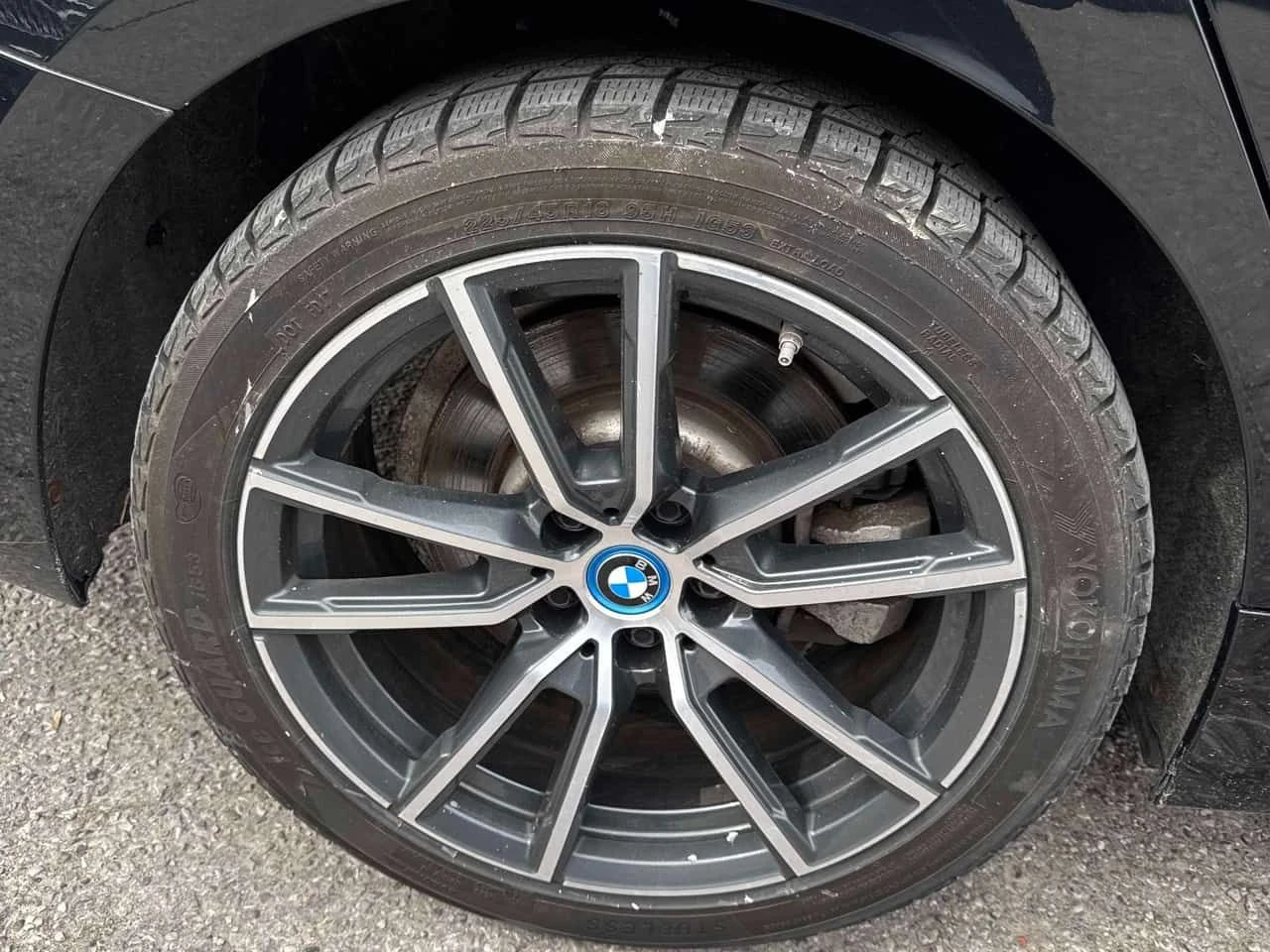 BMW 330 * 330e xDrive * ПОДГРЕВИ * КАМЕРА * ПАМЕТ, снимка 7 - Автомобили и джипове - 54034647