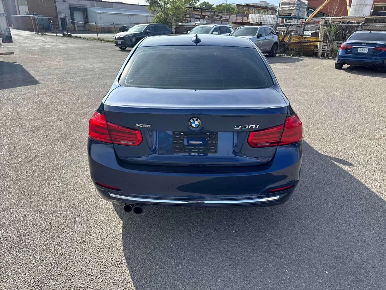 BMW 330 XDRIVE * CHROME* ПОДРЕВИ* ШИБИДАХ* КАМЕРА* , снимка 5 - Автомобили и джипове - 54663843