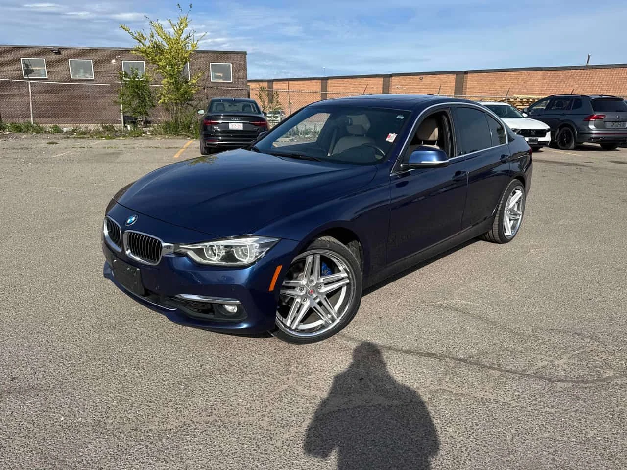 BMW 330 XDRIVE * CHROME* ПОДРЕВИ* ШИБИДАХ* КАМЕРА* 