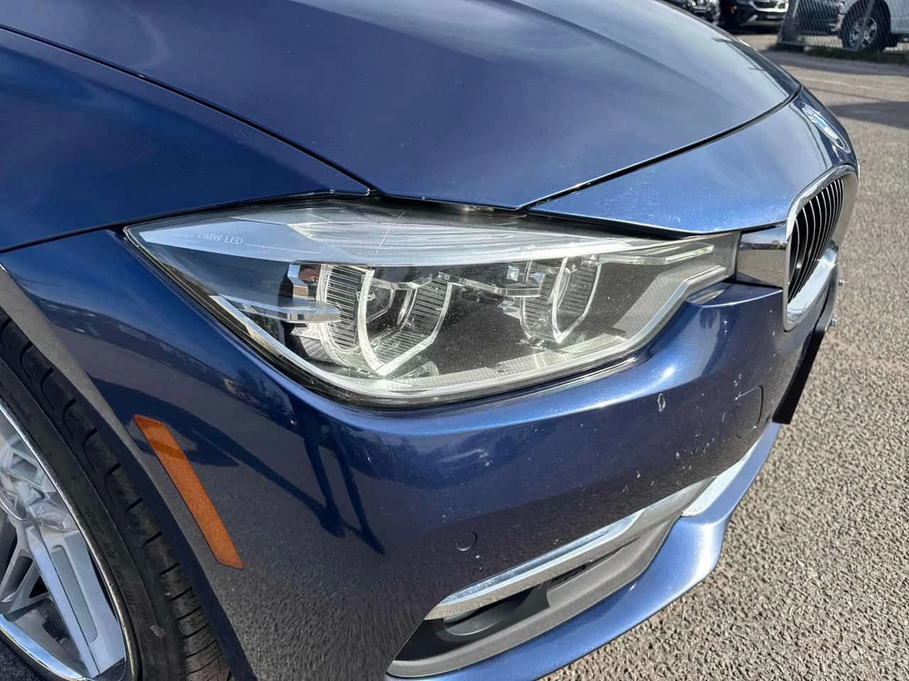 BMW 330 XDRIVE * CHROME* ПОДРЕВИ* ШИБИДАХ* КАМЕРА* , снимка 14 - Автомобили и джипове - 54663843