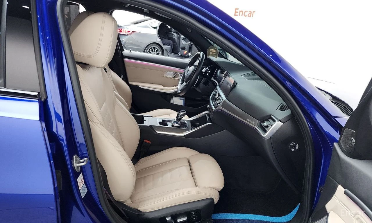 BMW 340 i* TOURING* LASER* DISTRONIC* HARMAN* HEAD-UP* 360, снимка 10 - Автомобили и джипове - 54710454
