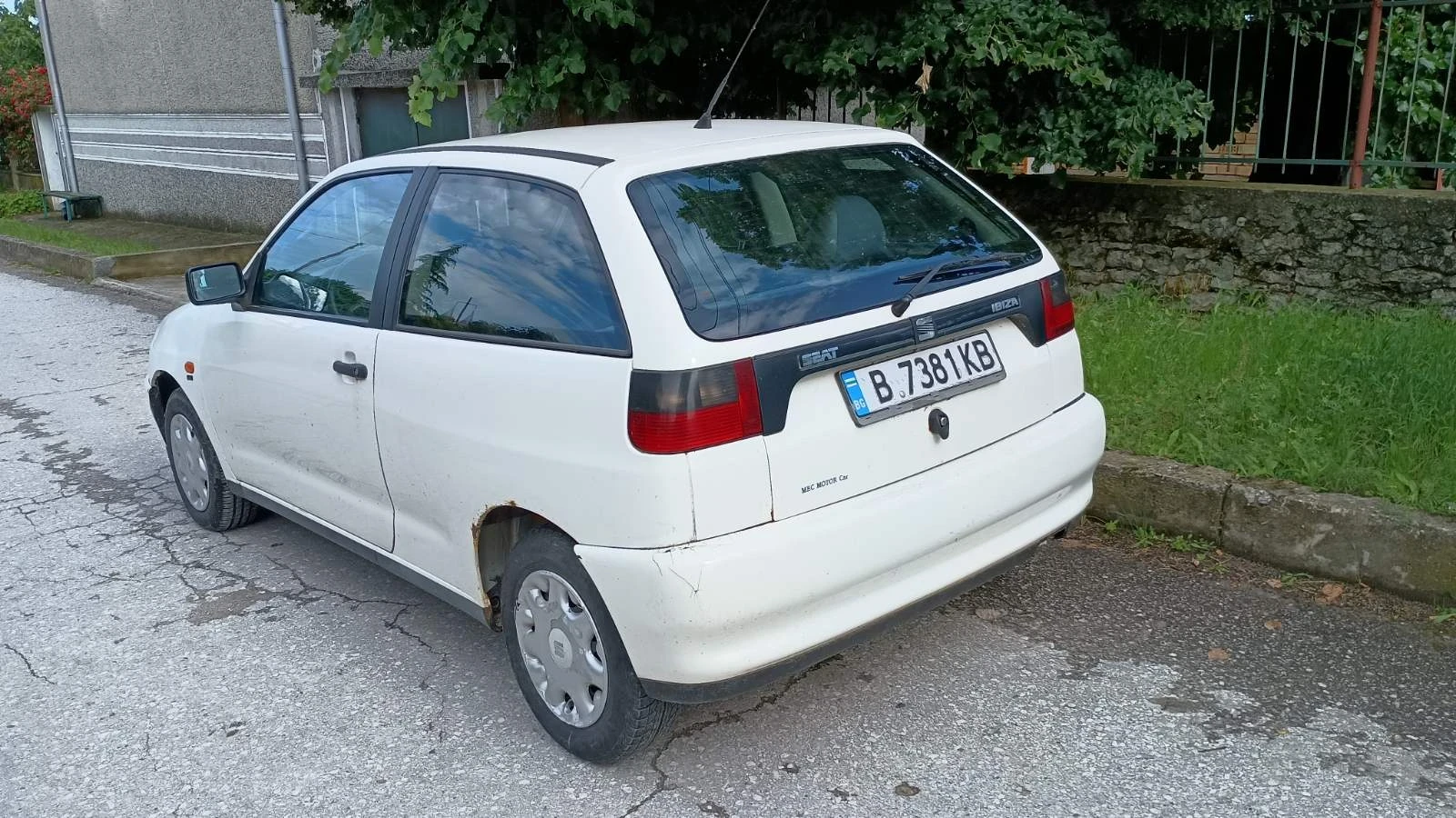 Seat Ibiza, снимка 3 - Автомобили и джипове - 54751236