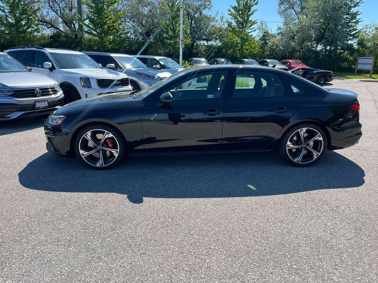 Audi S4 Technik / 360 / DIS / HUD / MATRIX  , снимка 2 - Автомобили и джипове - 54942361