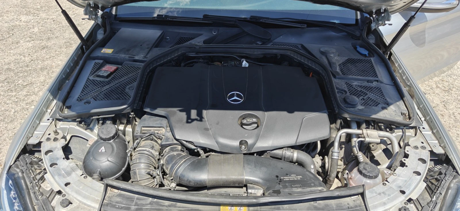 Mercedes-Benz C 250 Navi.Led.Koja, снимка 15 - Автомобили и джипове - 54947194