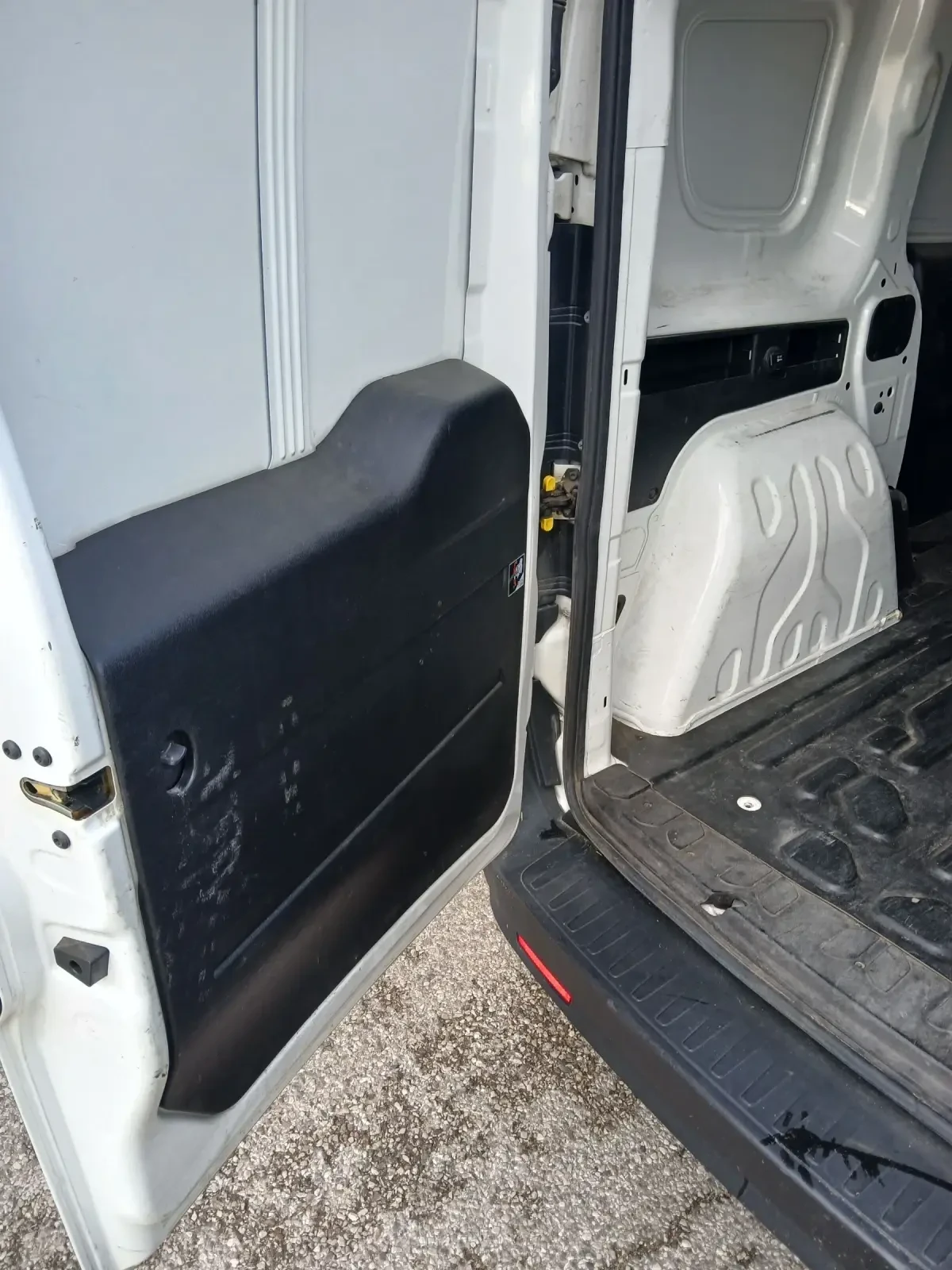 Fiat Doblo 1.3CDTI, снимка 7 - Автомобили и джипове - 55105040