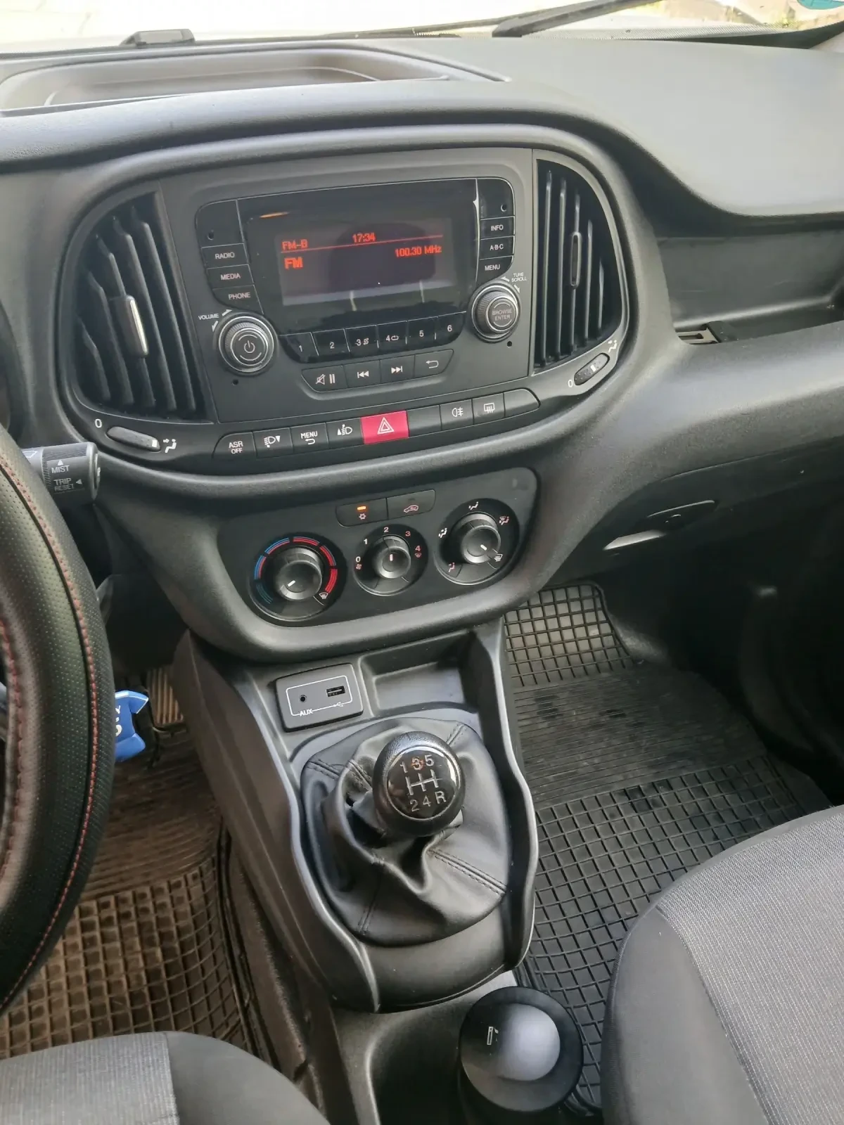 Fiat Doblo 1.3CDTI, снимка 9 - Автомобили и джипове - 55105040