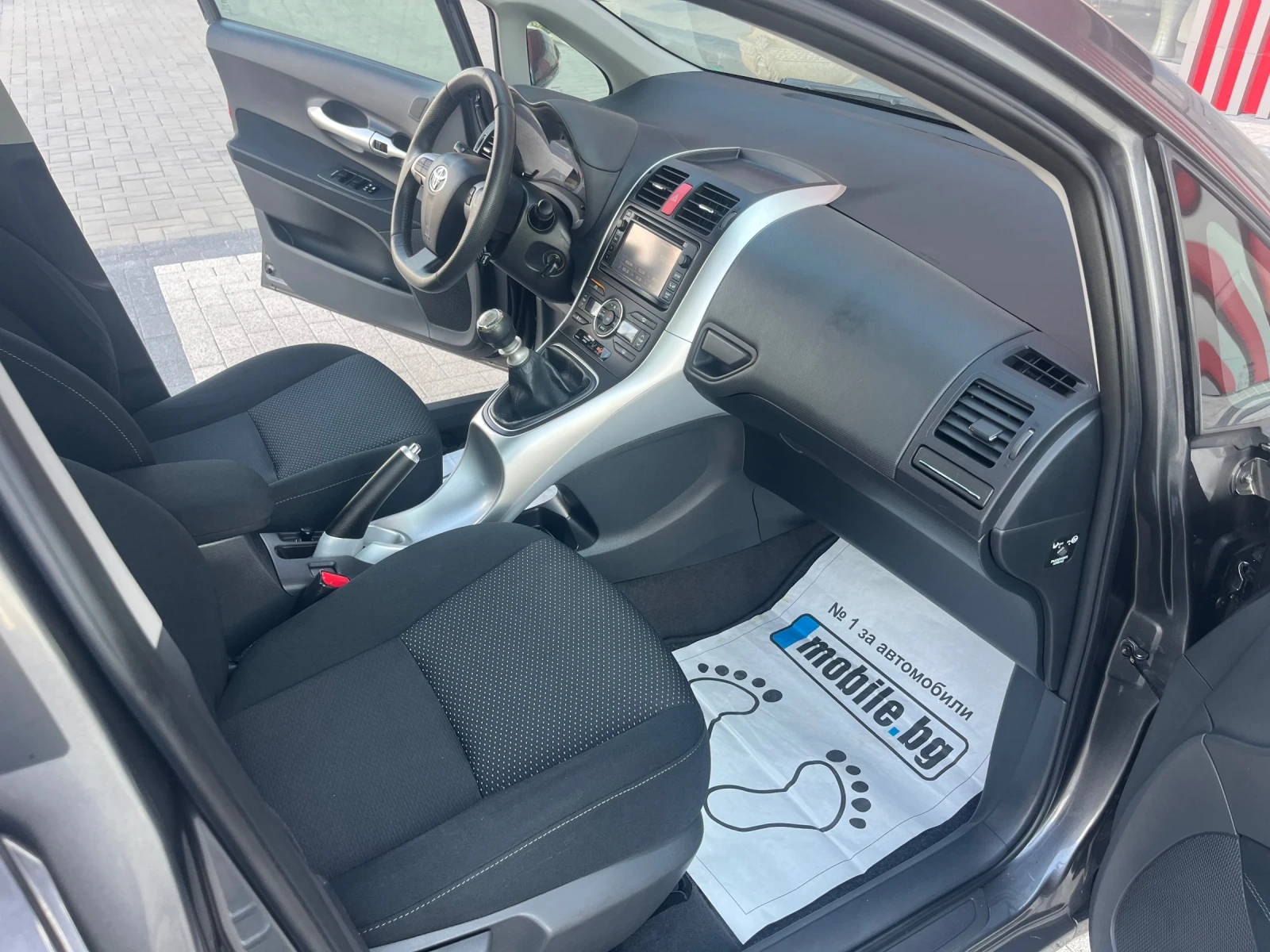 Toyota Auris 2.0D4D NAVI/Автопилот/FACE, снимка 11 - Автомобили и джипове - 55545425