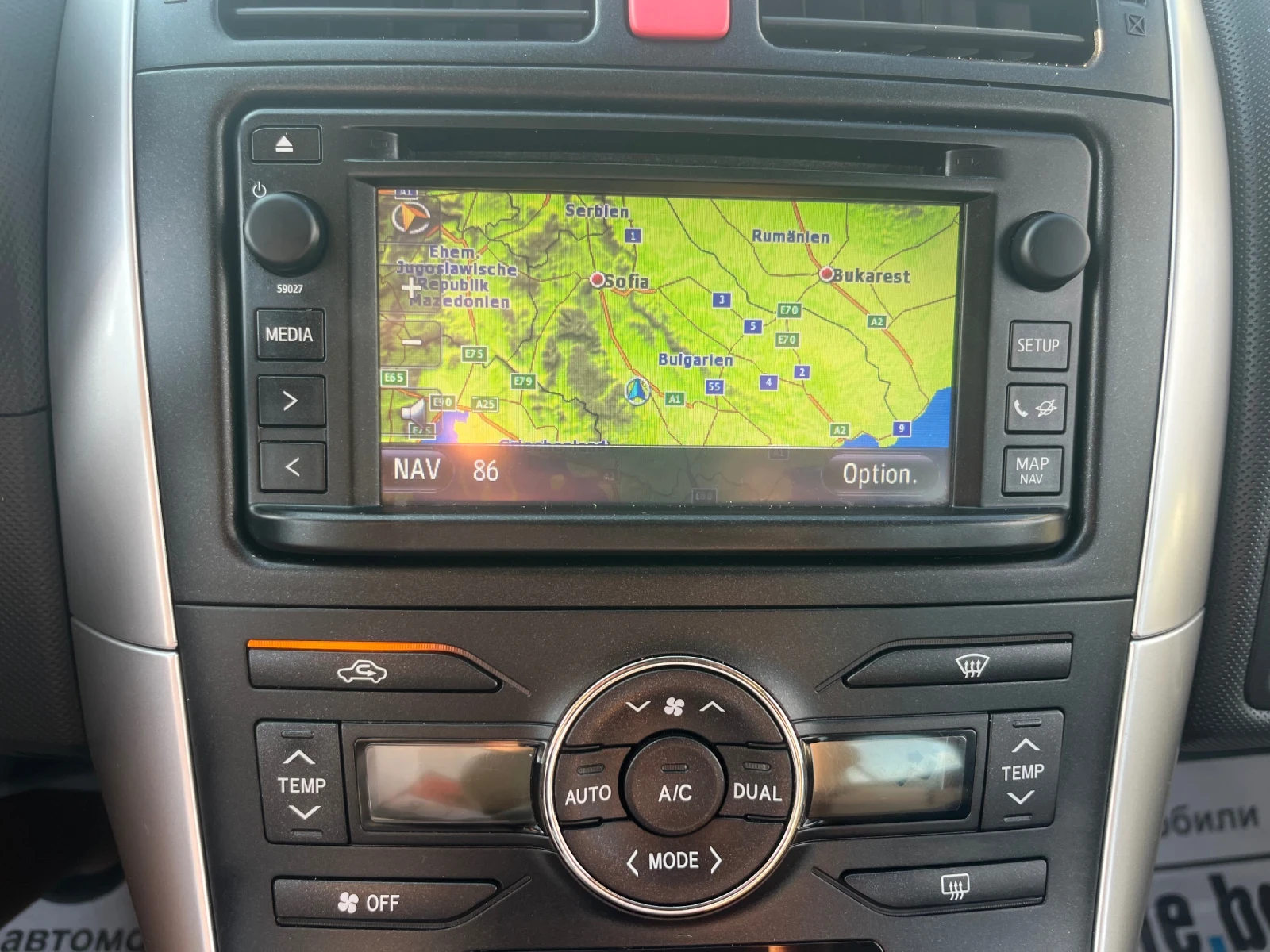Toyota Auris 2.0D4D NAVI/Автопилот/FACE, снимка 16 - Автомобили и джипове - 55545425