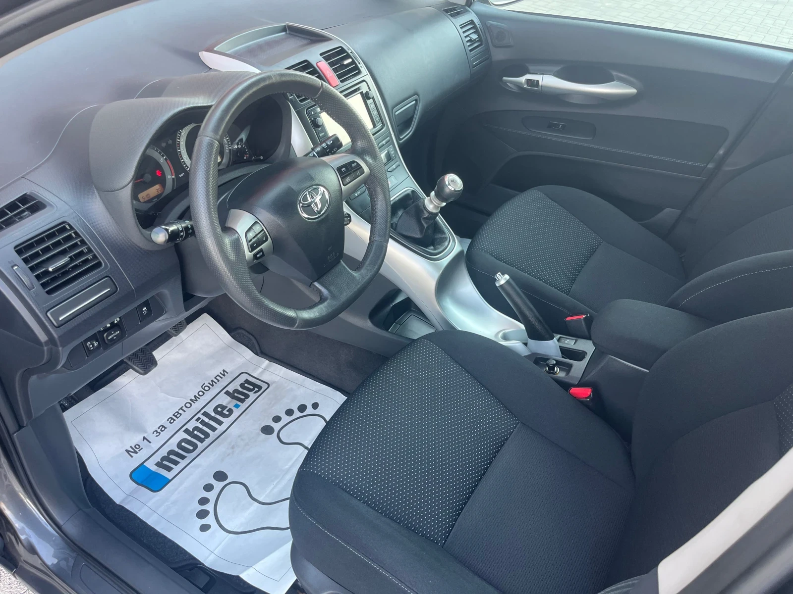 Toyota Auris 2.0D4D NAVI/Автопилот/FACE, снимка 7 - Автомобили и джипове - 55545425