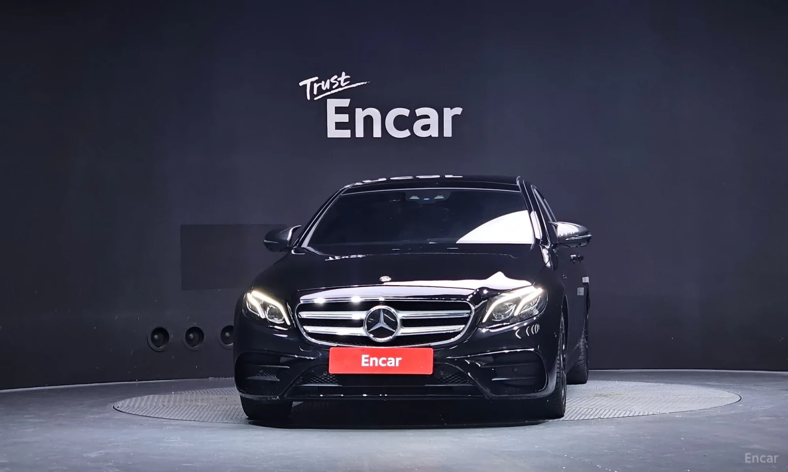 Mercedes-Benz E 350 AMG-LINE* BURMASTER* TOP CENA* , снимка 3 - Автомобили и джипове - 55611446