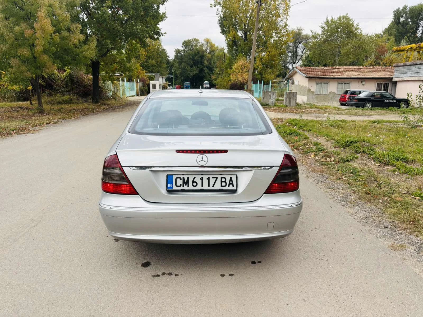 Mercedes-Benz E 280, снимка 5 - Автомобили и джипове - 56557020
