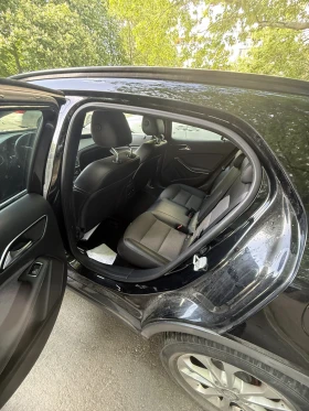 Mercedes-Benz GLA 220, снимка 2