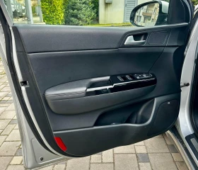 Kia Sportage 2.0 CRDi* GT AWD* Подгрев* Панорама* Камера* Keyle, снимка 8