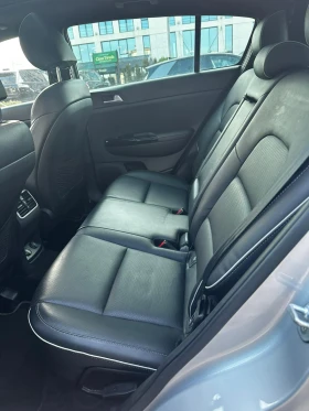 Kia Sportage 2.0 CRDi* GT AWD* Подгрев* Панорама* Камера* Keyle, снимка 12