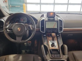Porsche Cayenne * S HYBRID * ПАНОРАМА * ОТ ПРЕДСТАВИТЕЛСТВО, снимка 11