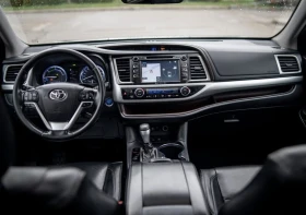 Toyota Highlander HYBRID XLE * КАМЕРА * ПОДГРЕВ * 4WD * CARFAX *  | Auto.bg — изображение 4