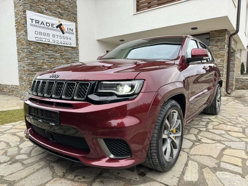 Jeep Grand cherokee TRACKHAWK 6.2L Hemi V8 НАЛИЧЕН, снимка 1 - Автомобили и джипове - 43675769