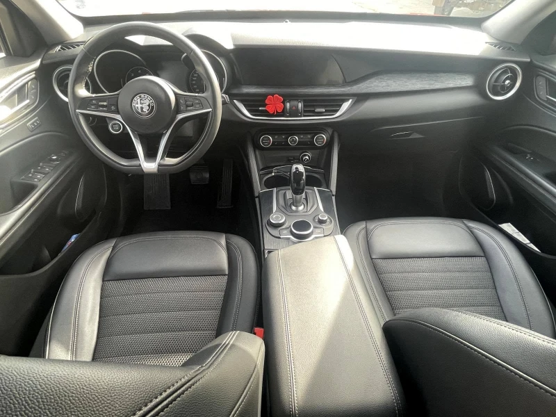 Alfa Romeo Stelvio 2.2 AWD CARPLAY/ANDROID AUTO, снимка 10 - Автомобили и джипове - 49087945