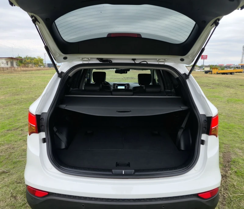 Hyundai Santa fe FULL 2.2CRDI 4WD PREMIUM 2015г., снимка 11 - Автомобили и джипове - 52459813