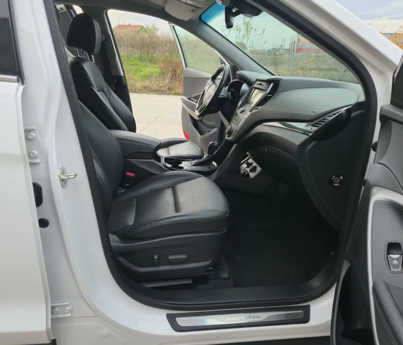 Hyundai Santa fe FULL 2.2CRDI 4WD PREMIUM 2015г., снимка 9 - Автомобили и джипове - 52459813