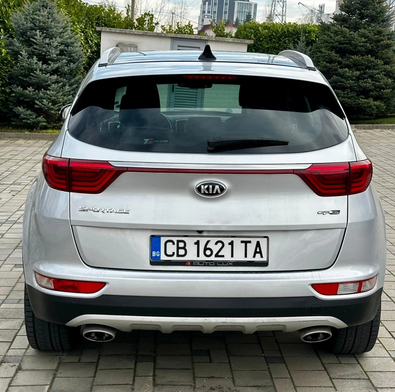 Kia Sportage 2.0 CRDi* GT AWD* Подгрев* Панорама* Камера* Keyle, снимка 7 - Автомобили и джипове - 52849193