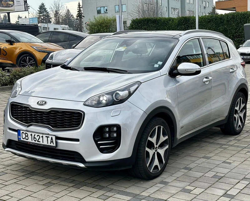 Kia Sportage 2.0 CRDi* AWD* Подгрев* Панорама* Камера* Keyless