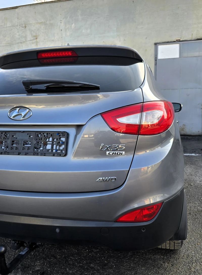 Hyundai IX35 2.0CRDI* 184* AWD* TUV, снимка 8 - Автомобили и джипове - 52856402