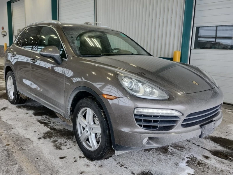 Porsche Cayenne * S HYBRID * ПАНОРАМА * ОТ ПРЕДСТАВИТЕЛСТВО, снимка 2 - Автомобили и джипове - 53305910