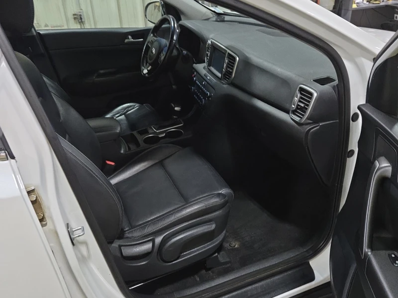Kia Sportage EX| 4x4| ЕЛ ПАКЕТ| ПОДГРЕВ| | , снимка 15 - Автомобили и джипове - 53535096