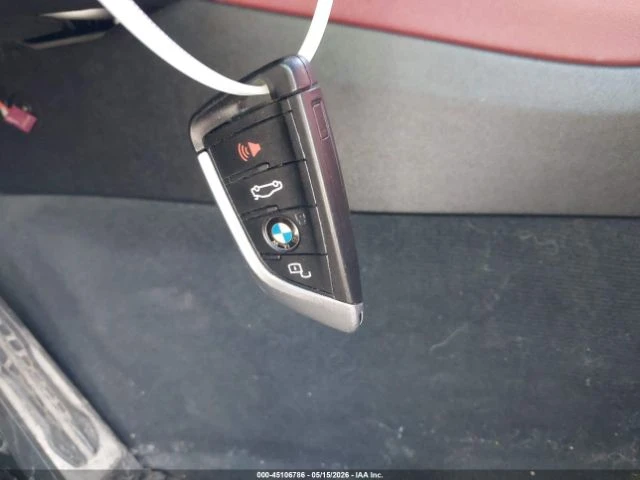 BMW X4 * M40i* КОЖА* ПОДГРЕВ* ПАНОРАМА* КАМЕРА* KEYLESS* , снимка 10 - Автомобили и джипове - 54967313