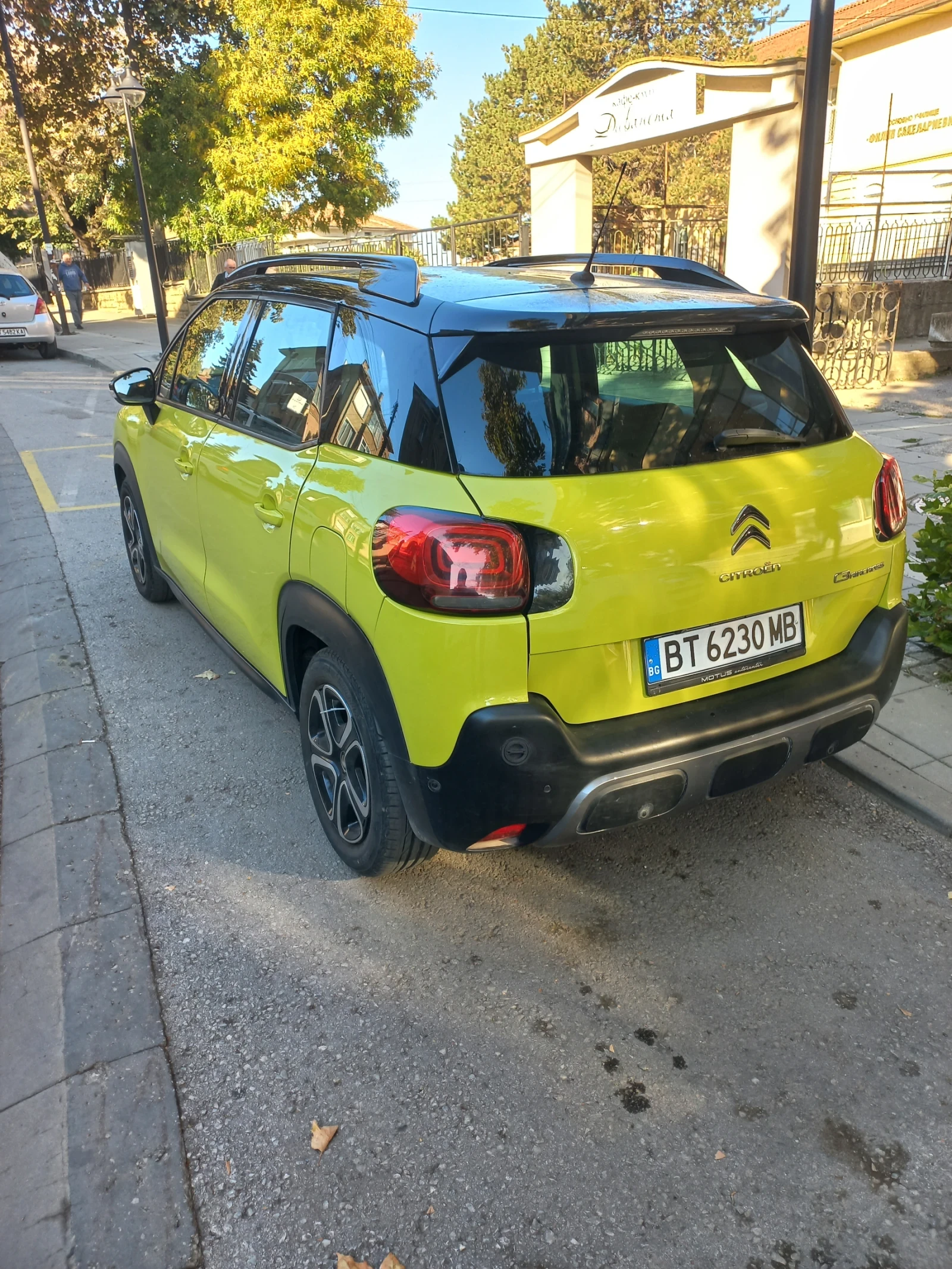 Citroen C3 Aircross 1.2i - изображение 2