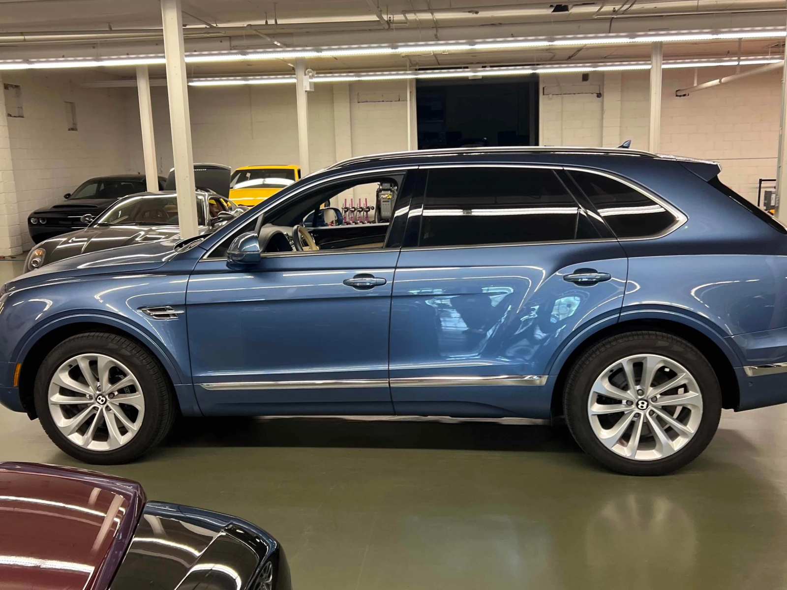 Bentley Bentayga W12/CARFAX/АВТО КРЕДИТ  - изображение 3