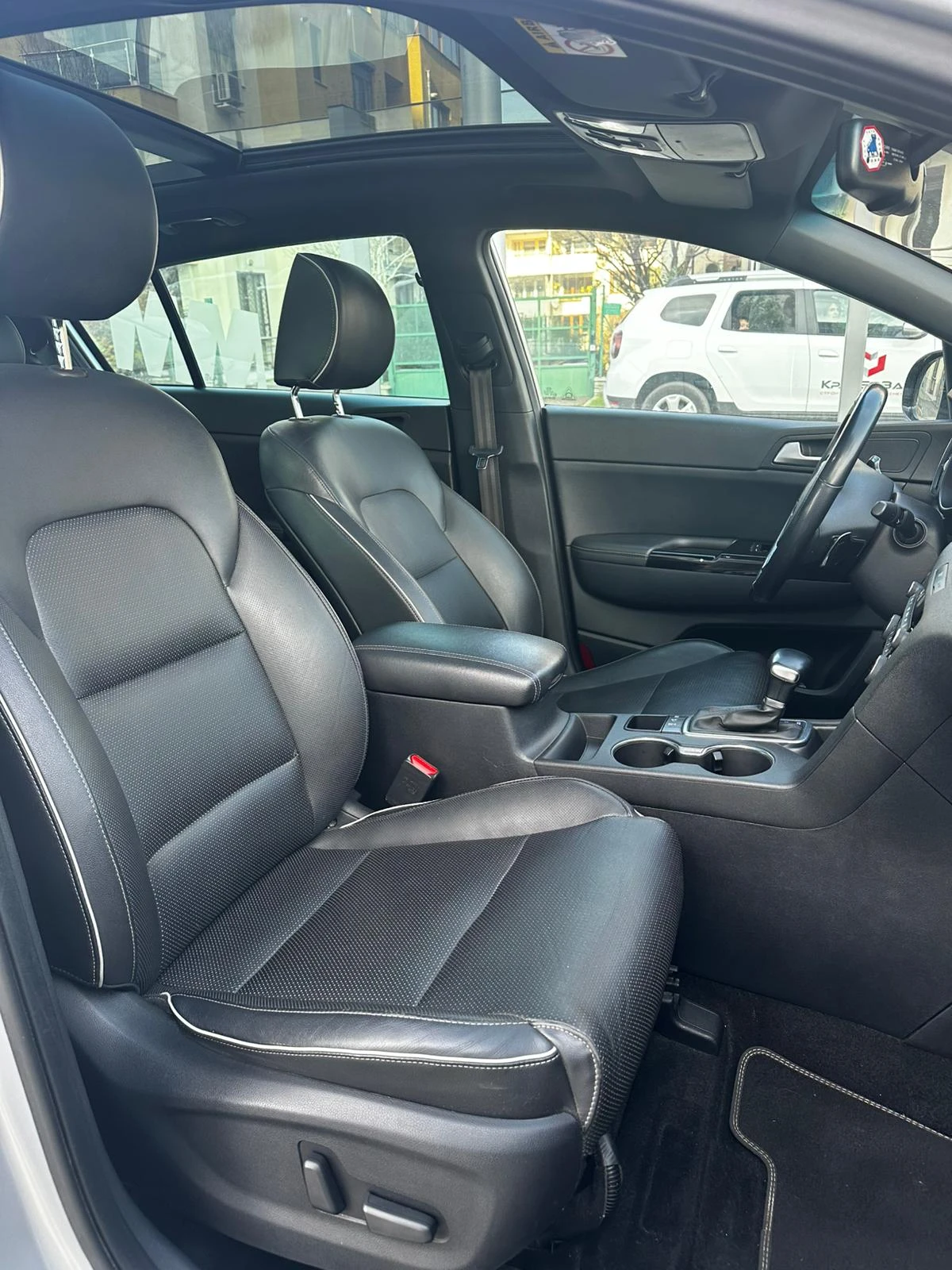 Kia Sportage 2.0 CRDi* GT AWD* �������* ��������* ������* Keyle | Mobile.bg � ����������� 11