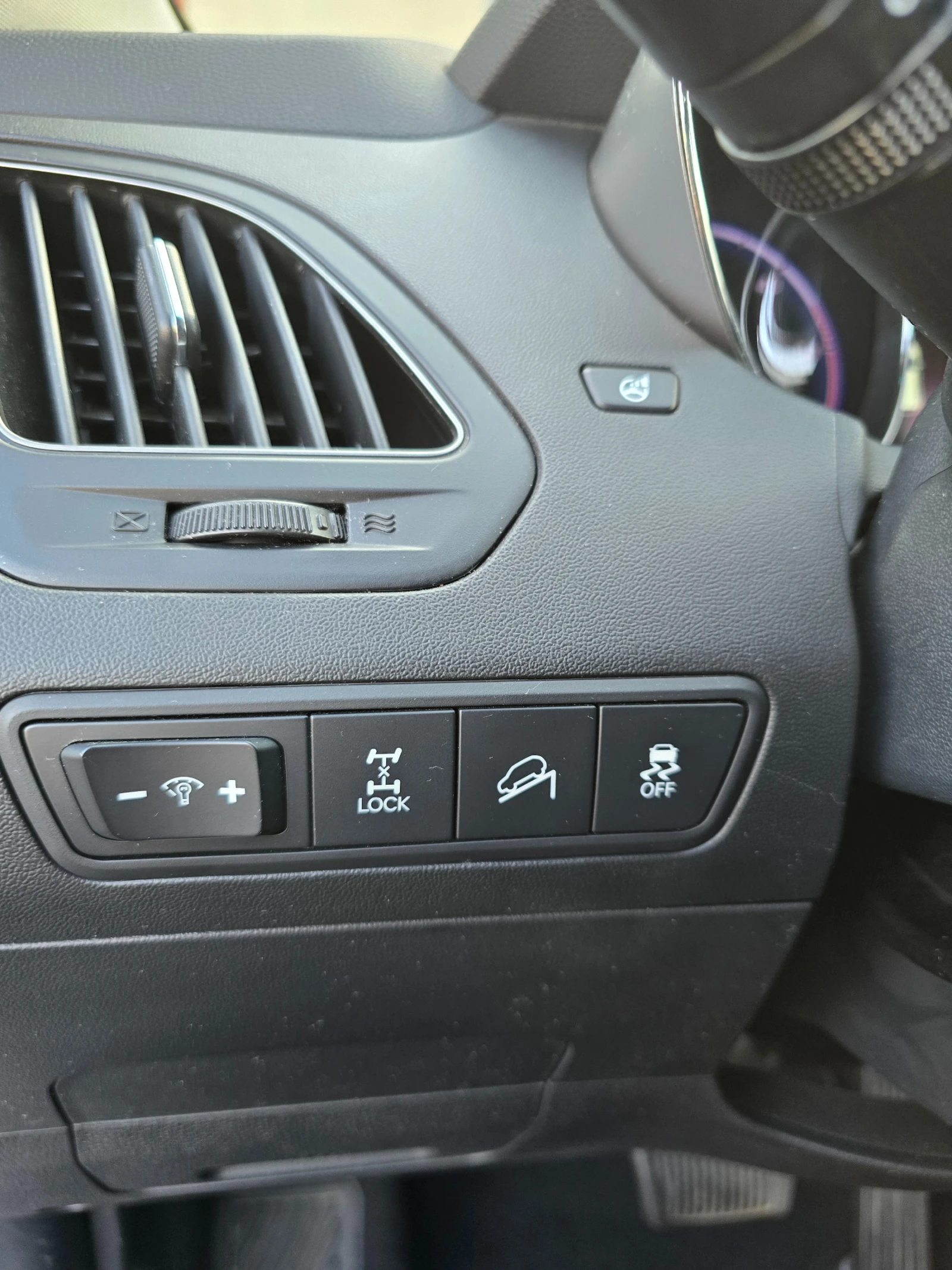 Hyundai IX35 2.0CRDI* 184* AWD* TUV - изображение 10