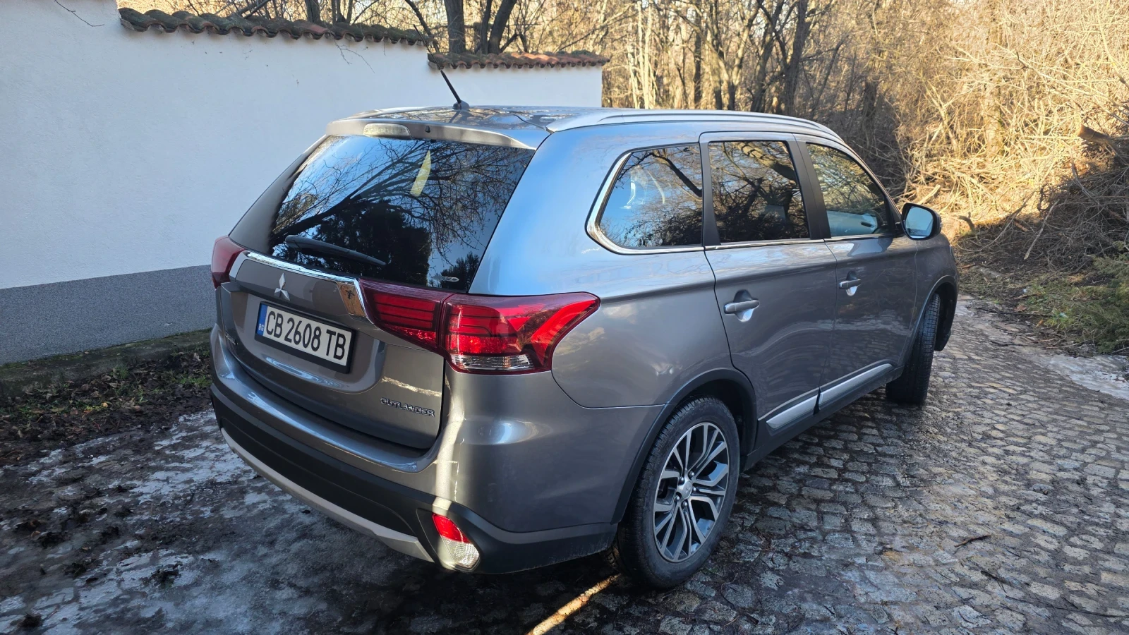 Mitsubishi Outlander  - изображение 6