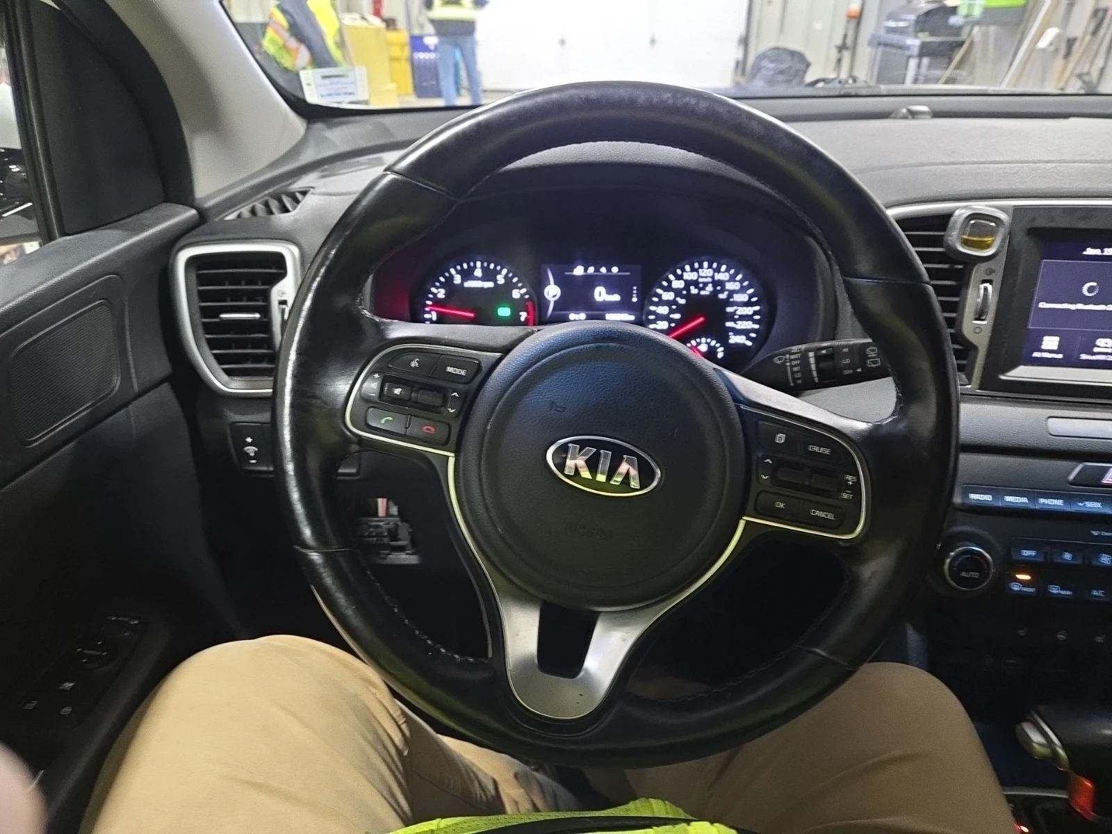 Kia Sportage EX| 4x4| �� �����| �������| |  | Mobile.bg � ����������� 12