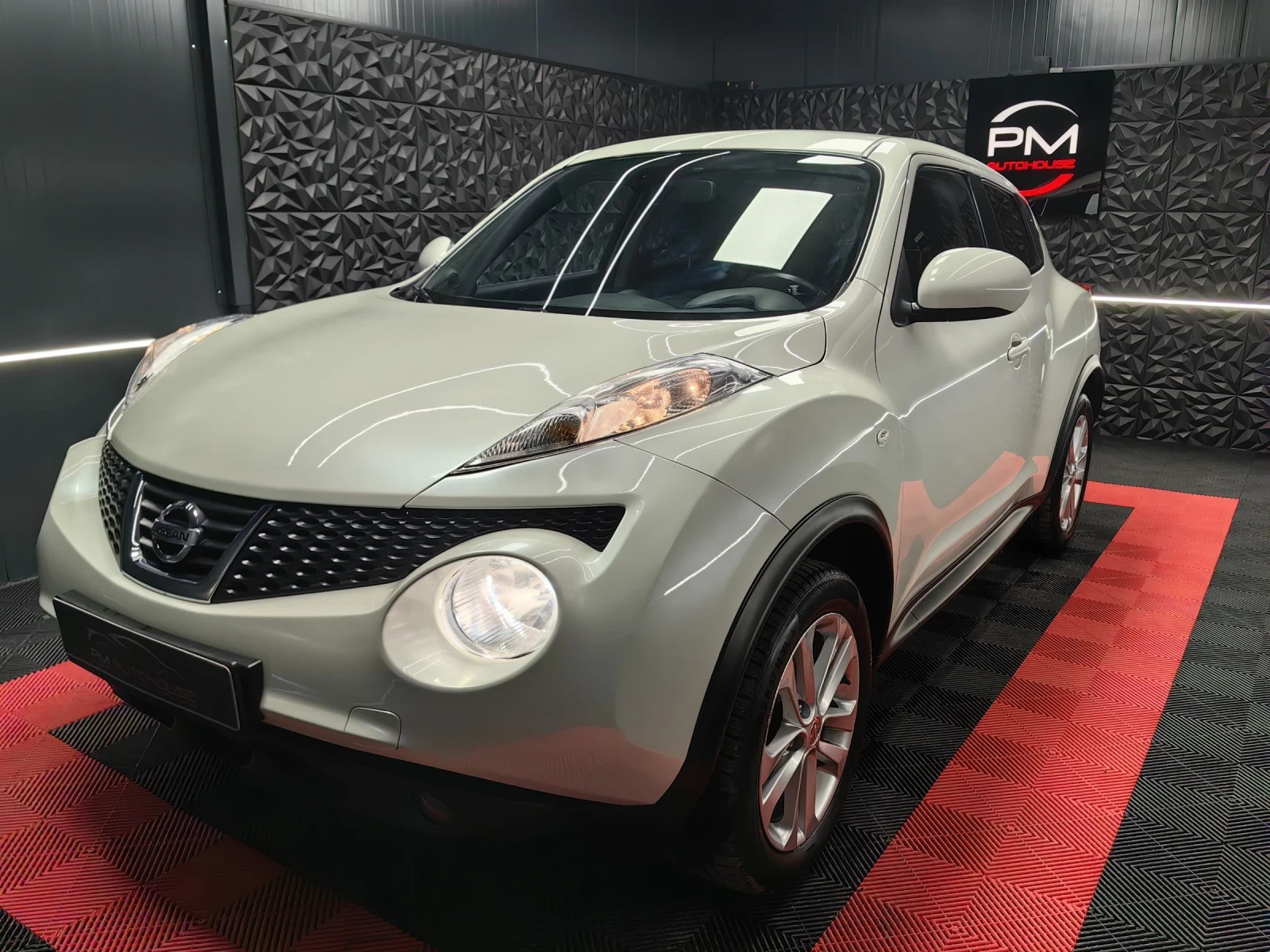 Nissan Juke 1.6* 190PS* 4x4* ��������* �������* SWISS* CAMERA* | Mobile.bg � ����������� 2