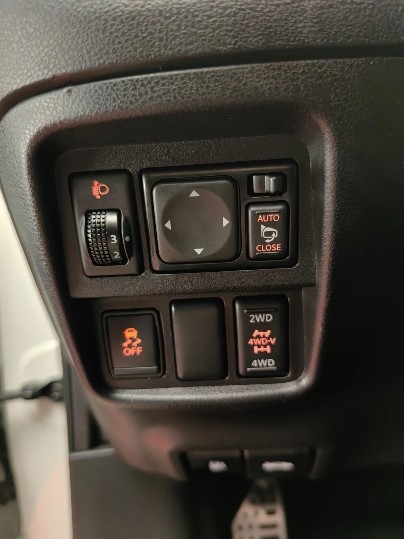 Nissan Juke 1.6* 190PS* 4x4* ��������* �������* SWISS* CAMERA* | Mobile.bg � ����������� 13