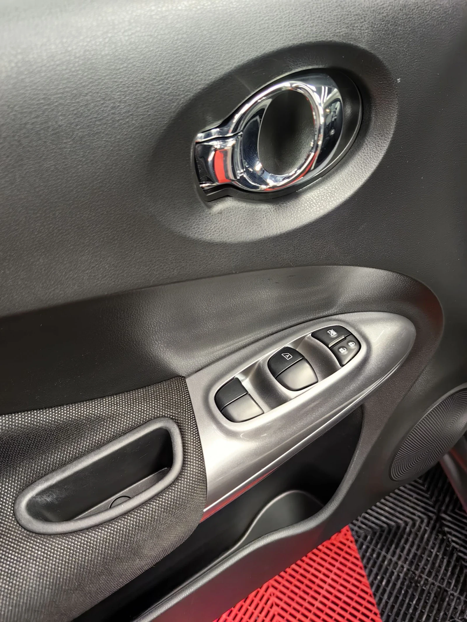 Nissan Juke 1.6* 190PS* 4x4* ��������* �������* SWISS* CAMERA* | Mobile.bg � ����������� 8