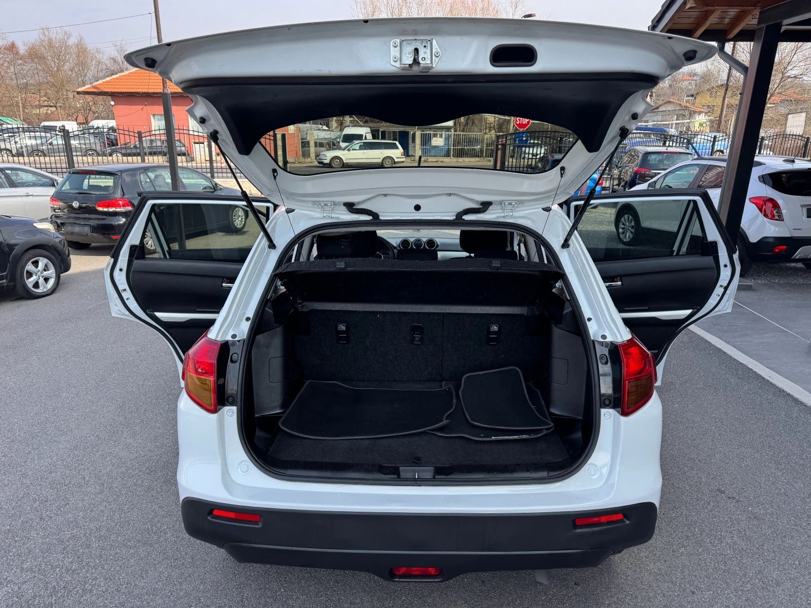 Suzuki Vitara 1.6D НОВ ВНОС , снимка 14 - Автомобили и джипове - 53753897