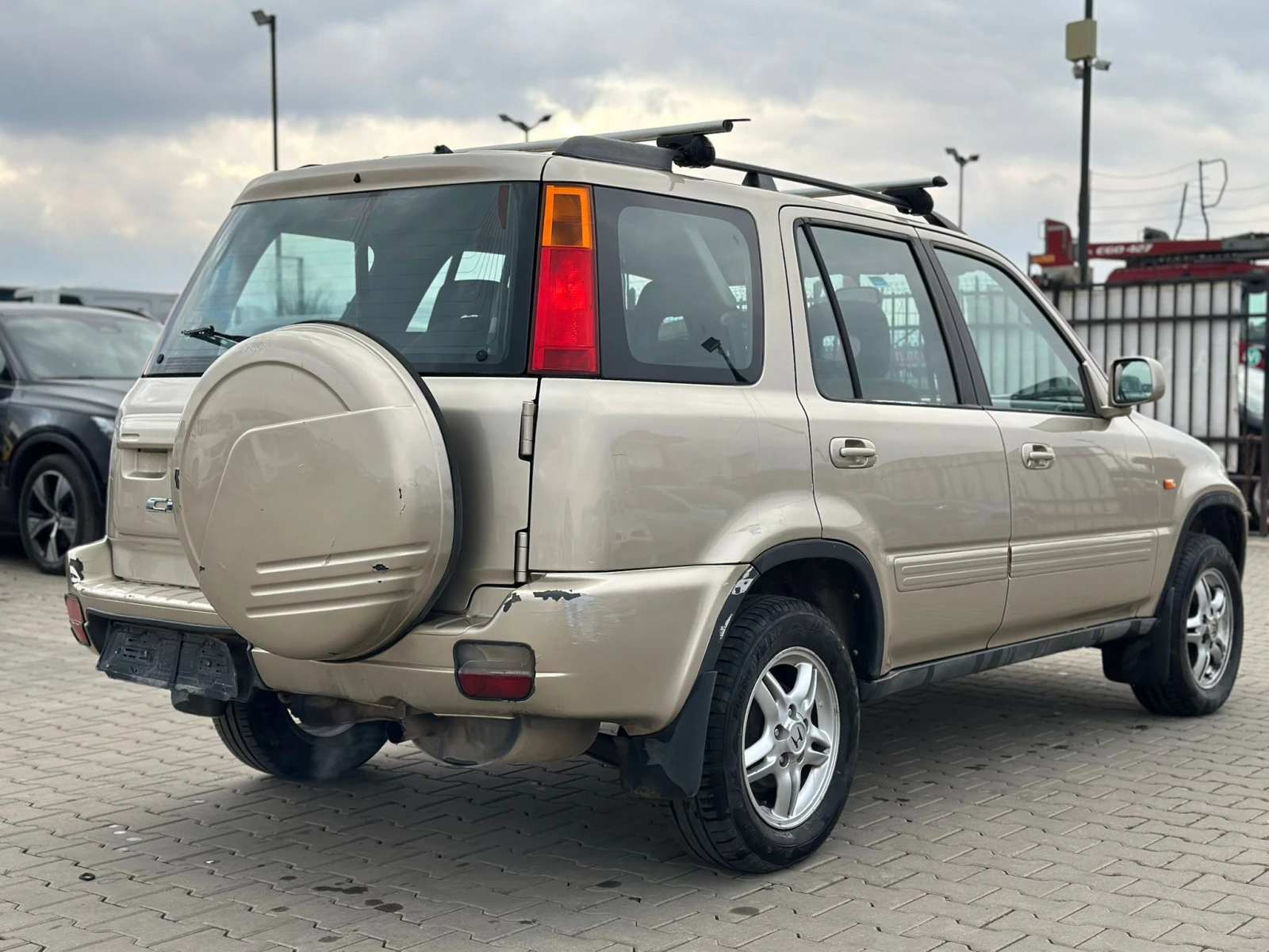 Honda Cr-v / 2.0I / 147 HP / 4X4 / , снимка 5 - Автомобили и джипове - 53985966